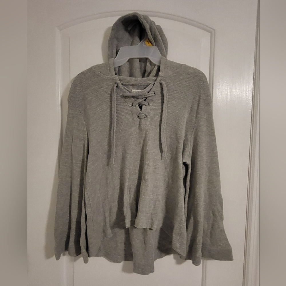 For the Republic Womens Gray Sweater size M
